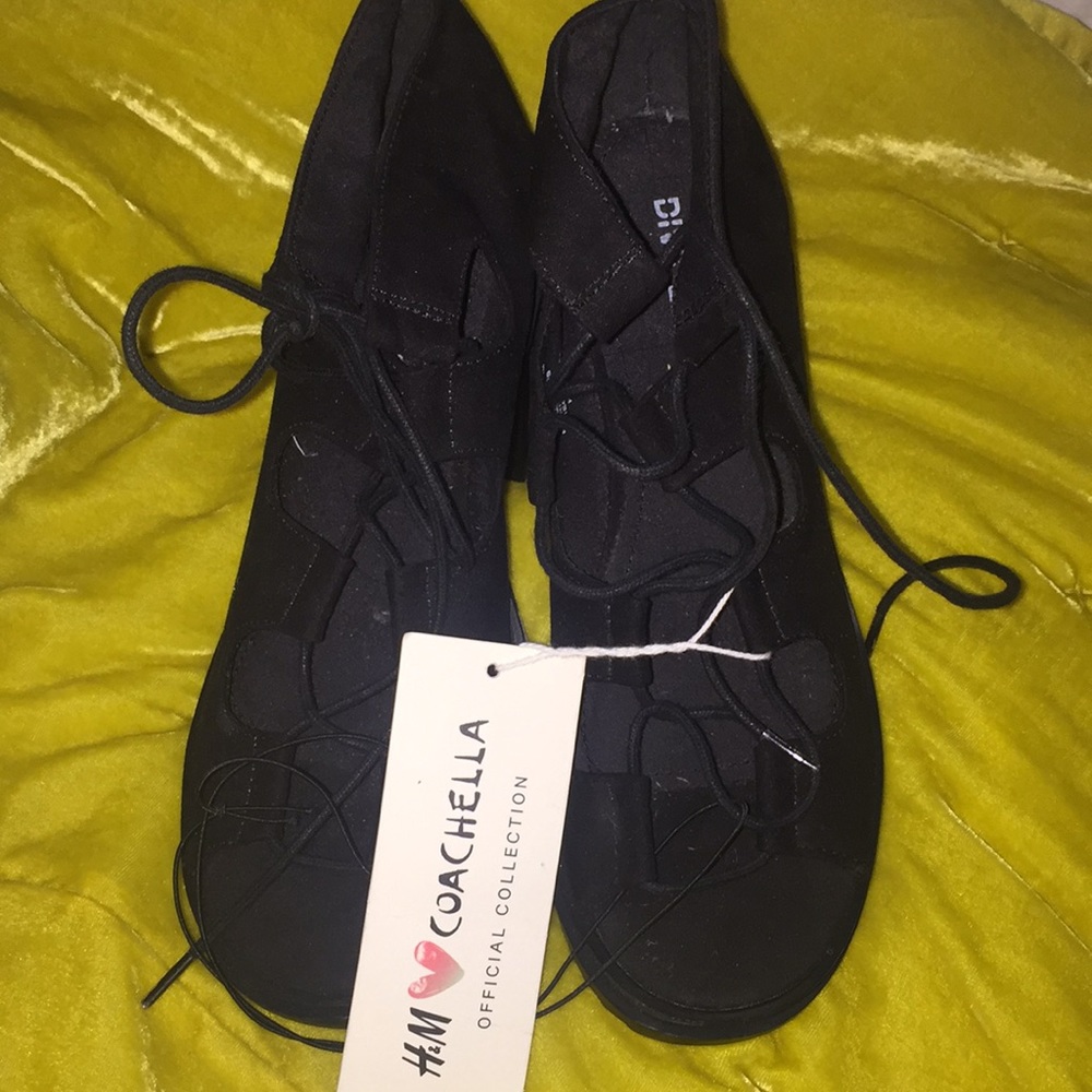 H&M ❤️ COACHELLA BLOCK HEEL SANDAL